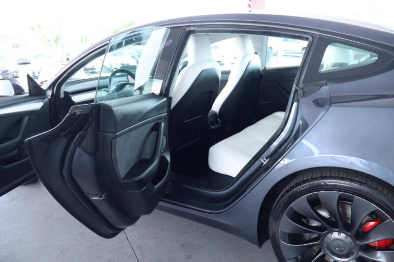 2022 Tesla Model 3 Performance