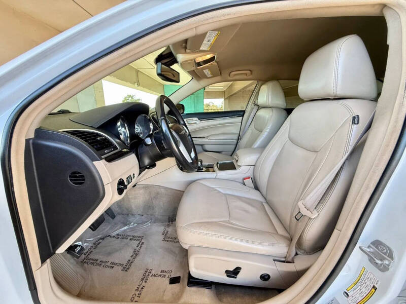 2014 Chrysler 300