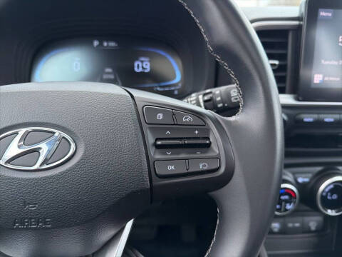 2024 Hyundai Venue SEL