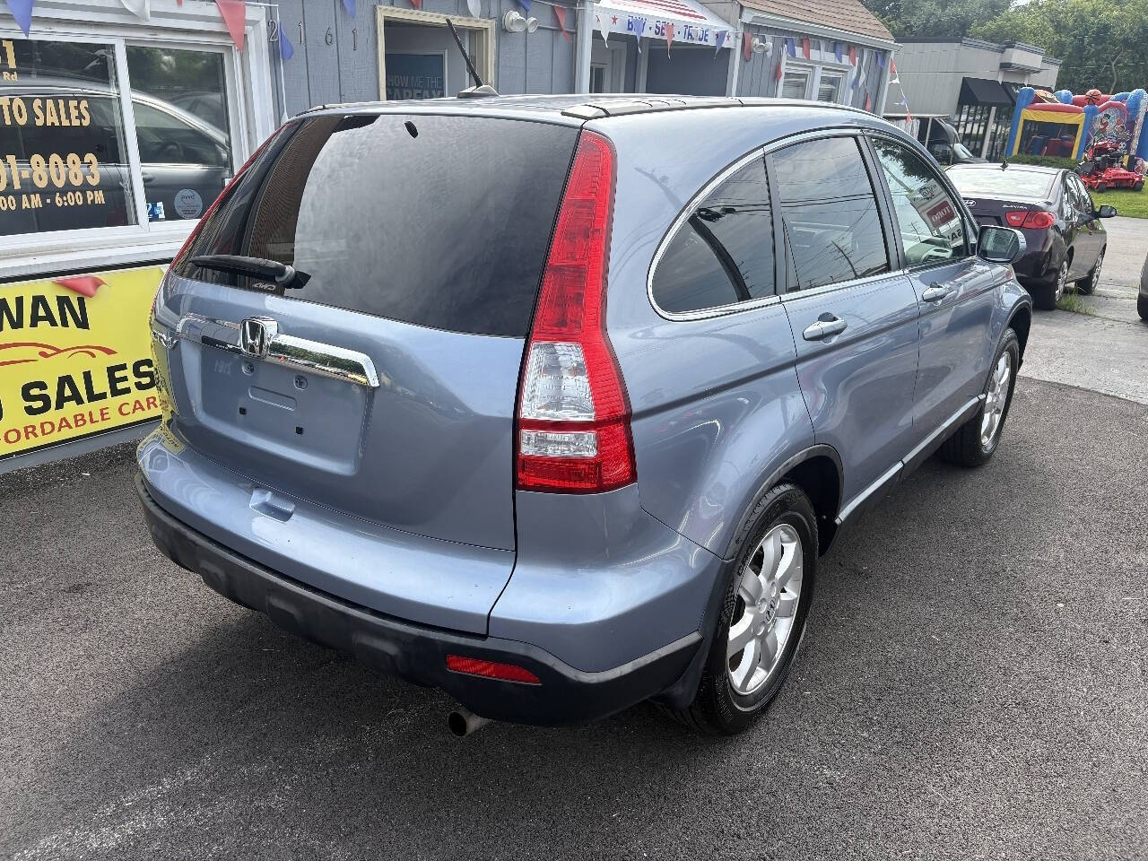View vehicle photo 6