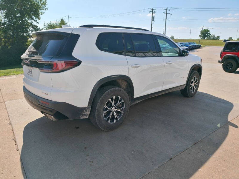 2026 GMC Acadia AT4