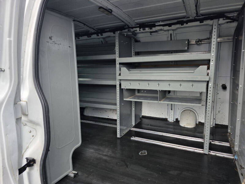 2016 Chevrolet Express 2500