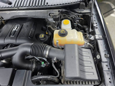 2016 Lincoln Navigator Select