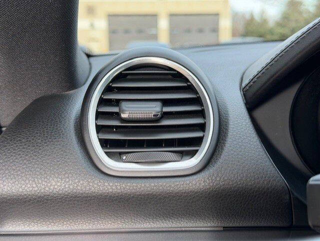 2024 Porsche 718 Cayman