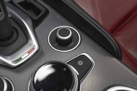 2022 Alfa Romeo Giulia Veloce