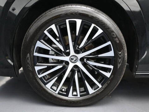 2023 Lexus RZ 450e Luxury