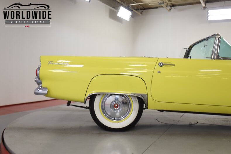 1955 Ford Thunderbird