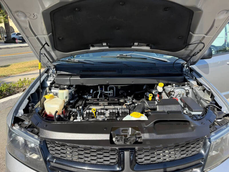 2020 Dodge Journey SE Value