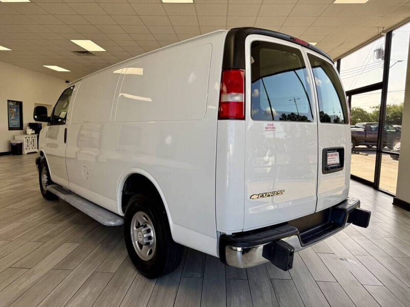 2018 Chevrolet Express 2500