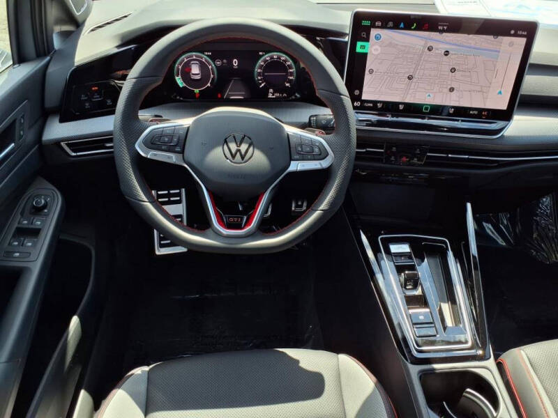 2025 Volkswagen Golf GTI SE