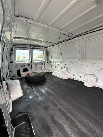 2012 Ford E-Series E-150