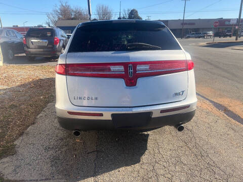 2012 Lincoln MKT