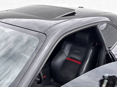 2010 Dodge Challenger SRT8