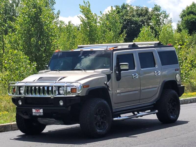 2006 HUMMER H2 for sale at R & R AUTO SALES in Poughkeepsie NY