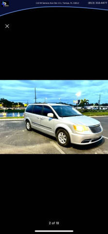 2012 Chrysler Town and Country Touring