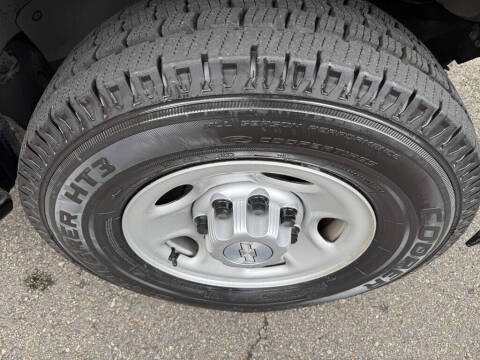 2017 Chevrolet Express 2500