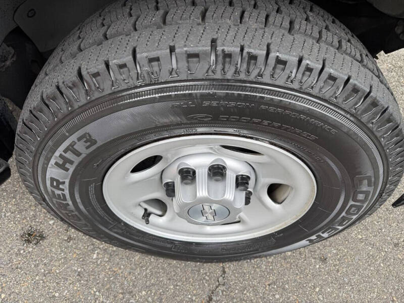 2017 Chevrolet Express 2500