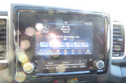 2022 Nissan Frontier SV