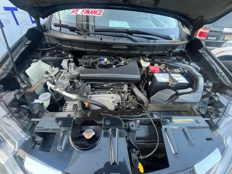 2017 Nissan Rogue SV