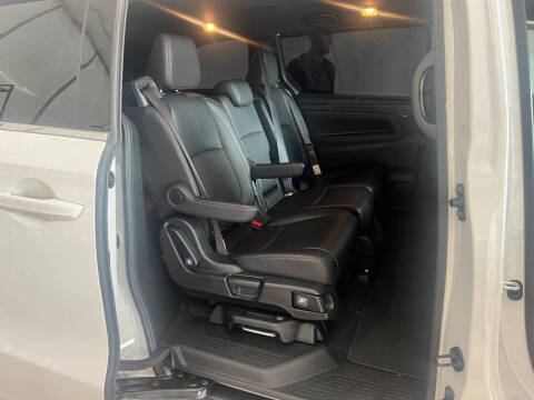 2023 Honda Odyssey Sport