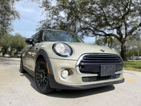 2019 MINI Hardtop 2 Door for sale at HIGH PERFORMANCE MOTORS in Hollywood FL