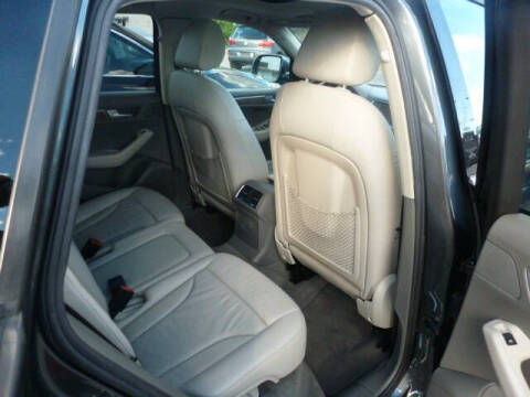 2012 Audi Q5 3.2 quattro Premium Plus