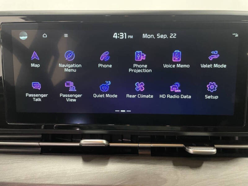 2024 Kia Carnival EX