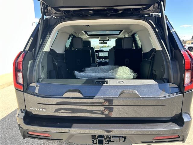2026 Ford Expedition Active
