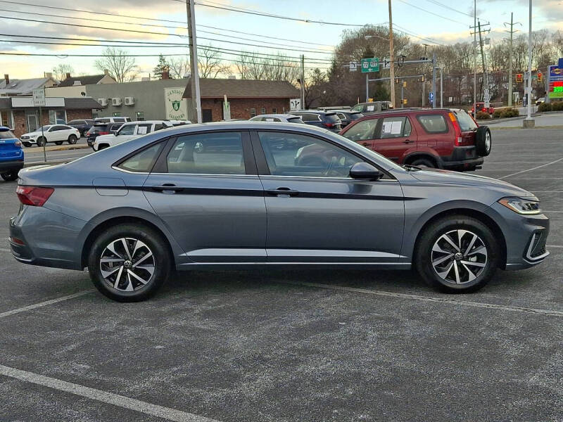 2025 Volkswagen Jetta S