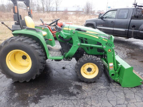 2018 John Deere 3038E 4X4 LOADER TRACTOR