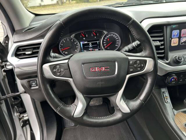 2017 GMC Acadia SLE-2