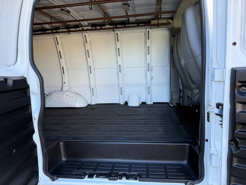 2019 GMC Savana 2500