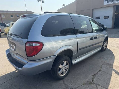 2005 Dodge Grand Caravan SE