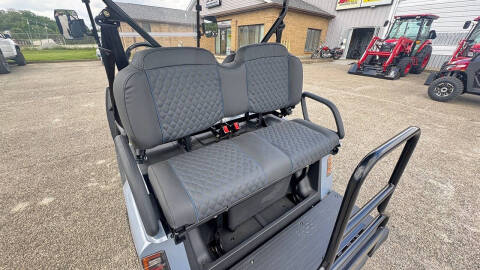 2026 BIGHORN EV4