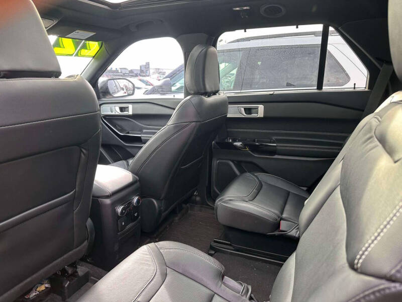 2022 Ford Explorer ST