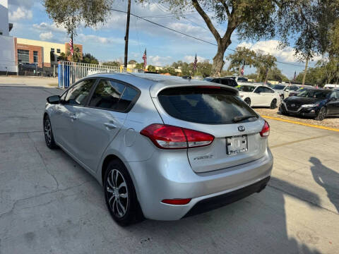 2016 Kia Forte5 LX