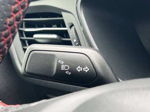 2026 Ford Escape Hybrid ST-Line Select