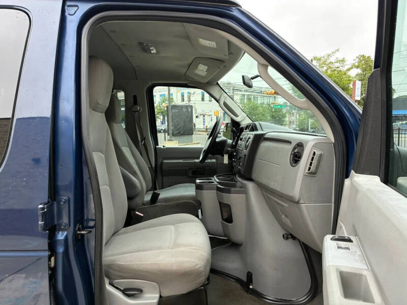 2010 Ford E-Series