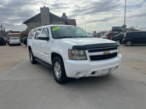 2007 Chevrolet Suburban for sale at A & B Auto Sales LLC in Lincoln NE