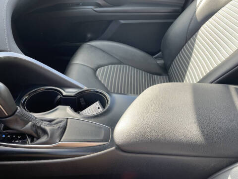 2018 Toyota Camry SE