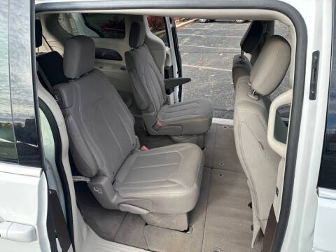 2017 Chrysler Pacifica Touring