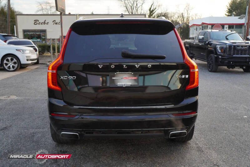 2019 Volvo XC90 T6 R-Design