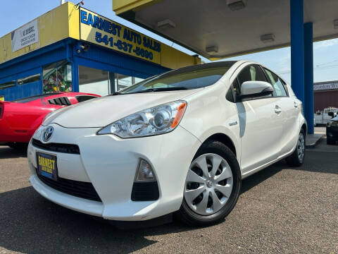 2014 Toyota Prius c for sale at Earnest Auto Sales in Roseburg OR