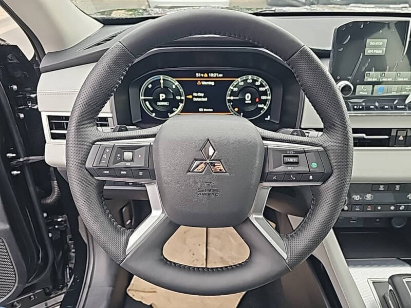 2025 Mitsubishi Outlander PHEV SEL