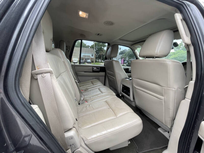 2016 Lincoln Navigator Select