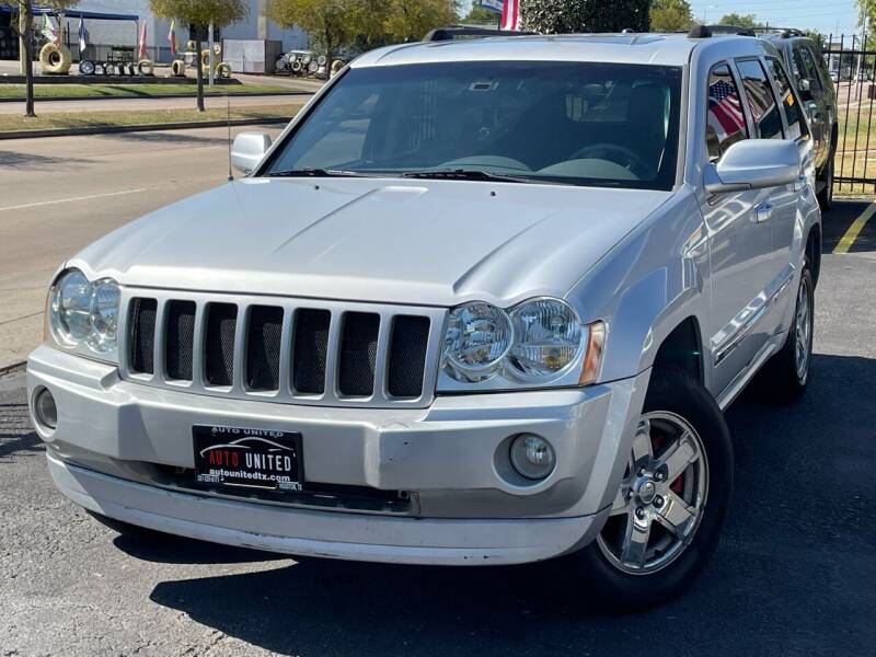 2005 Jeep Grand Cherokee for sale at Auto United in Houston TX