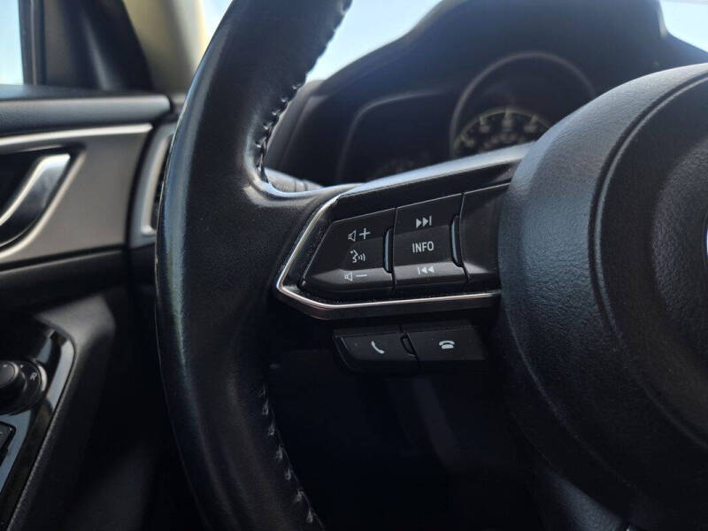 2017 Mazda MAZDA3 Touring