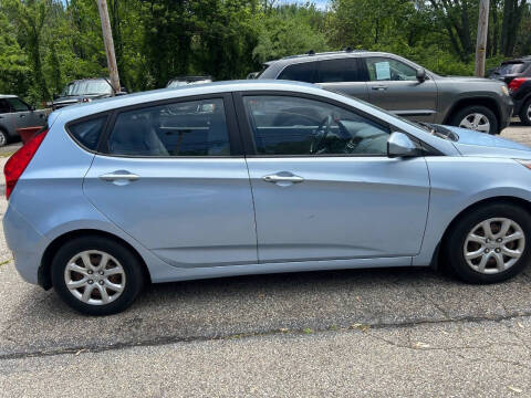 2012 Hyundai Accent GS
