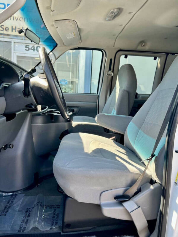 2008 Ford E-Series