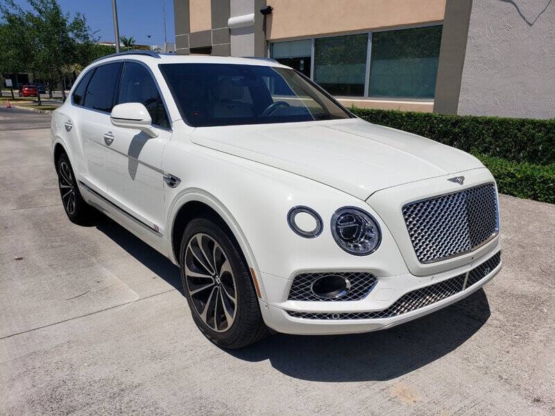 2018 Bentley Bentayga 2